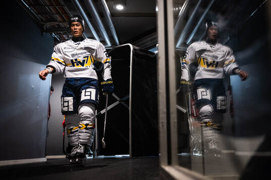 HV71s Jonathan Ang