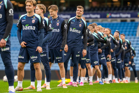Alexander Sørloth and players of the Norwegian national