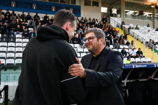 Head coach Daniel Bäckström of Sweden and head coach