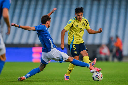 Luigi Cherubini of Italy and Matteo Perez Vinlöf of Sweden