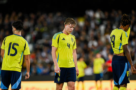 Nils Zätterström of Sweden looks dejected