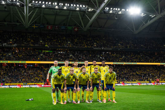 The starting eleven of Sweden pose for a team photo