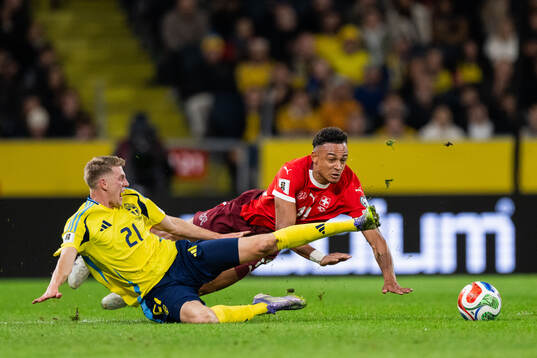 Alexander Bernhardsson of Sweden and Dan Ndoye of