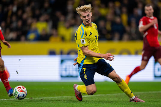 Lucas Bergvall of Sweden misses a scoring opportunity