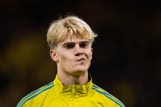 Lucas Bergvall of Sweden