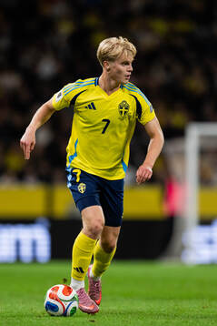 Lucas Bergvall of Sweden