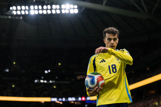 Yasin Ayari of Sweden