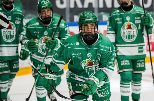 Rögles Wilma Hjelm jublar