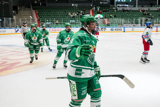 Rögles Sara Boucher jublar