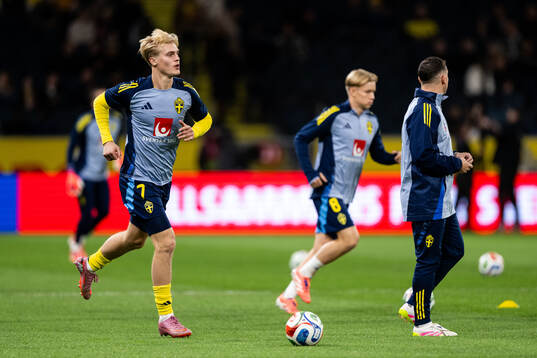 Lucas Bergvall of Sweden