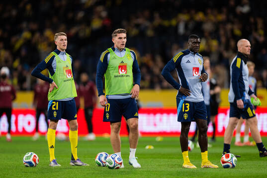 Alexander Bernhardsson, Viktor Gyökeres and Ken Sema of