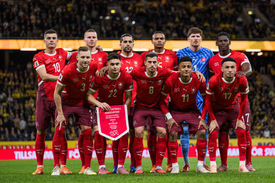 The starting eleven of of Switzerland pose for a picture