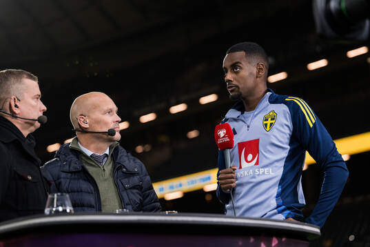 Alexander Isak of Sweden in the Viaplay studio