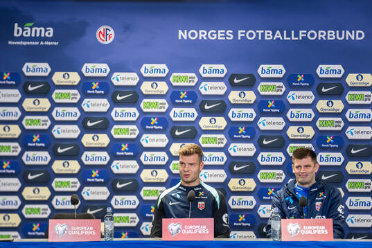 Alexander Sørloth and press officer Morten Morisbak