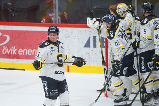 Södertäljes Patrik Zackrisson deppar