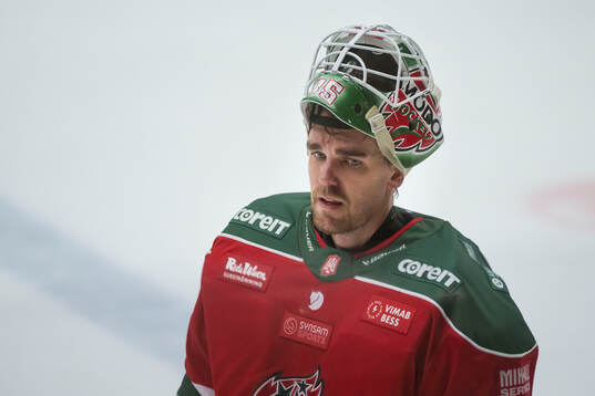 Modos målvakt Adam Werner
