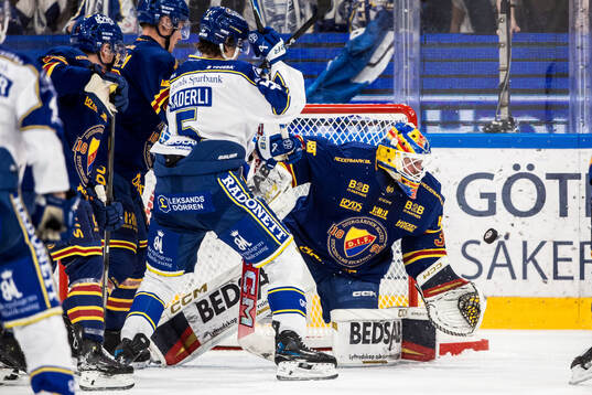 Leksands Andro Kaderli och Djurgårdens målvakt Magnus