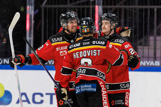 Luleås Filip Eriksson jublar