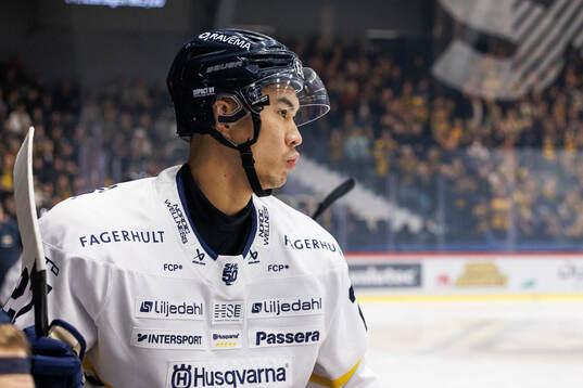 HV71s Jonathan Ang