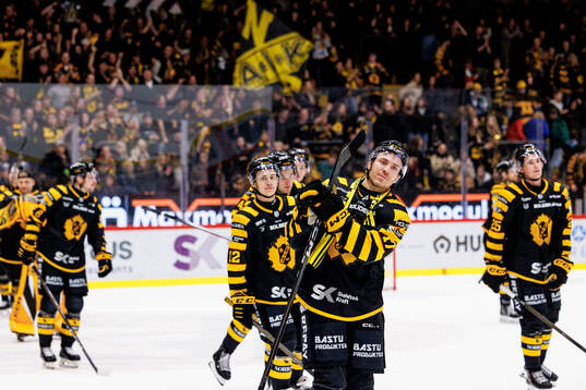 Skellefteås spelare jublar