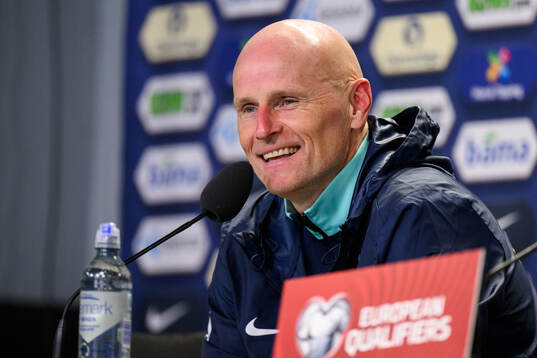 Head coach Ståle Solbakken of Norway at a press conference