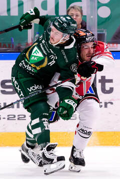 Färjestads Joakim Nygård och Örebros Luke Martin