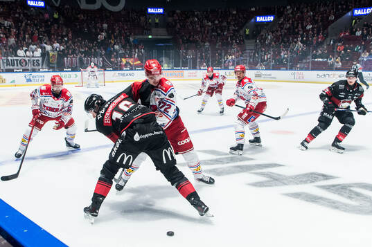 Timrås Erik Walli Walterholm och Malmö Redhawks