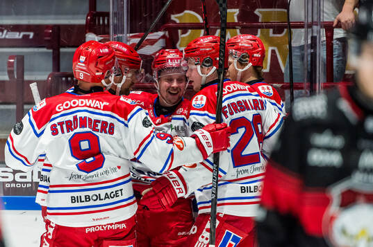 Timrås Jonathan Dahlén jublar