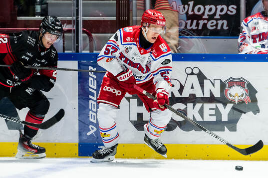 Timrås Anton Wedin och Malmö Redhawks Linus Öberg