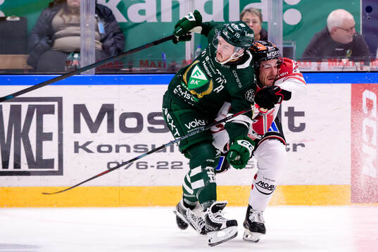Färjestads Joakim Nygård och Örebros Luke Martin