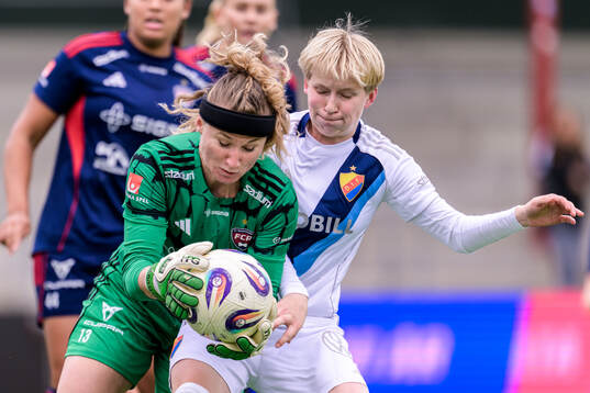 Rosengårds målvakt Samantha Leshnak Murphy och