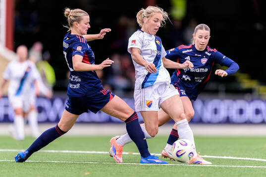 Rosengårds Thea Sørbo och Djurgårdens Mimmi Wahlström