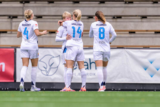 Djurgårdens Olivia Ulenius jublar