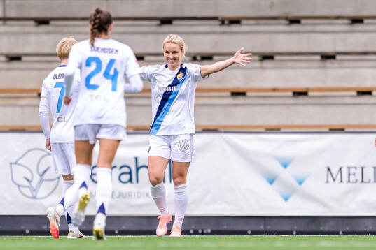 Djurgårdens Mimmi Wahlström jublar