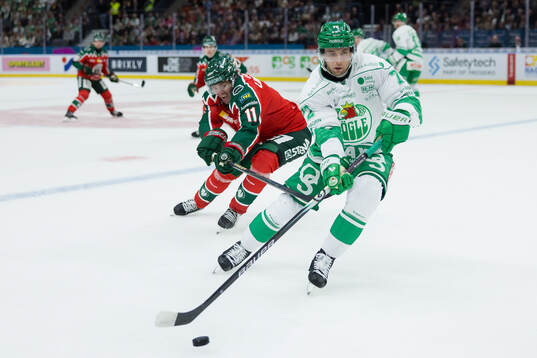 Frölundas Max Lindholm och Rögles Daniel Zaar