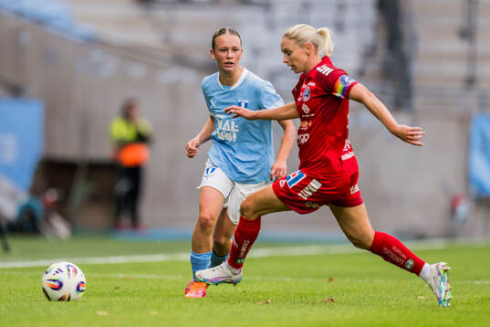 Malmö FFs Lovisa Breland och Linköpings Jonna Andersson