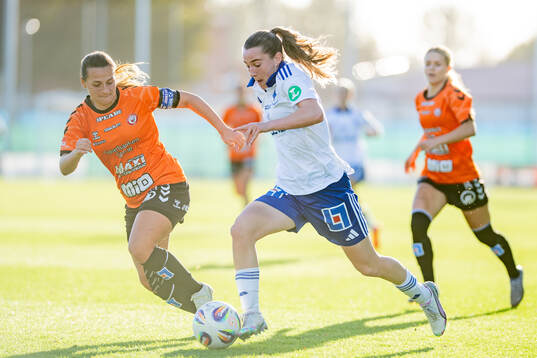 Kristianstads DFFs Emma Petrovic och IFK Norrköping FKs