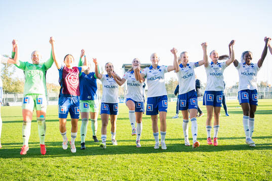 IFK Norrköping FKs spelare jublar