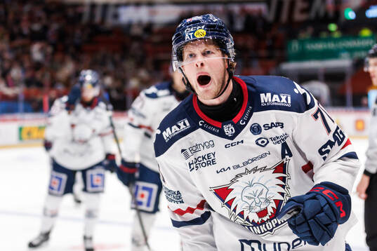 Linköpings Fredrik Karlström jublar
