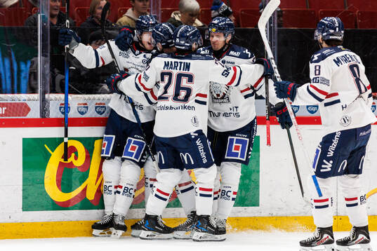 Linköpings Fredrik Karlström jublar