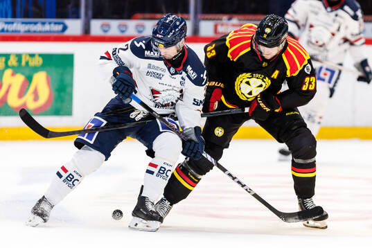 Linköpings Rasmus Rissanen och Brynäs Jakob Silfverberg