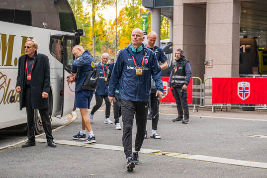 Ståle Solbakken, head coach of Norway, arrives
