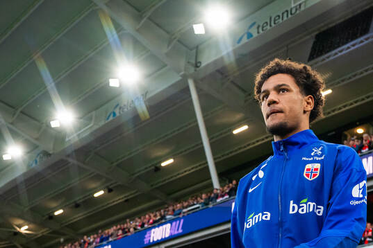Oscar Bobb of Norway enters the pitch