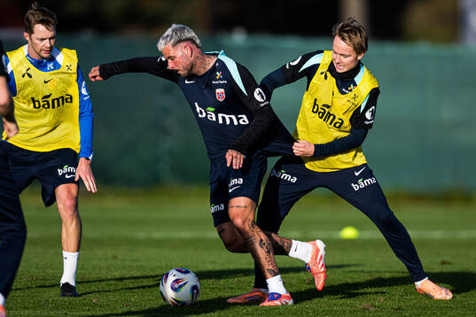 Aron Dønnum and Andreas Schjelderup of the Norwegian