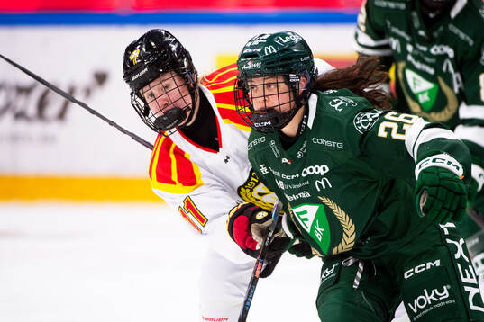 Brynäs Matilda Österman och Färjestads Kaitlin Chan