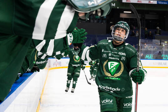 Färjestads Grace Parker jublar