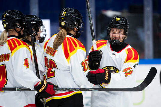 Brynäs Viivi Vainikka jublar