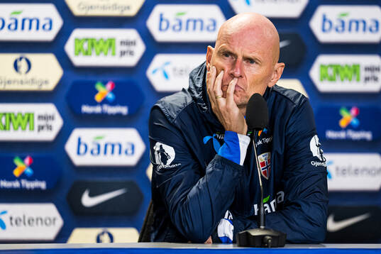 Head coach Ståle Solbakken of the Norwegian national
