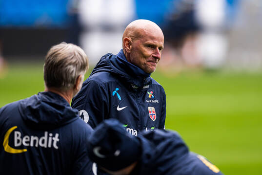 Head coach Ståle Solbakken of the Norwegian national