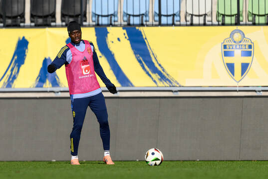Genesis Antwi of the Swedish under-21 national football team
